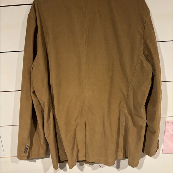 Men’s crew corduroy suit jacket.   All buttons intact. Barely work. - Picture 3 of 3
